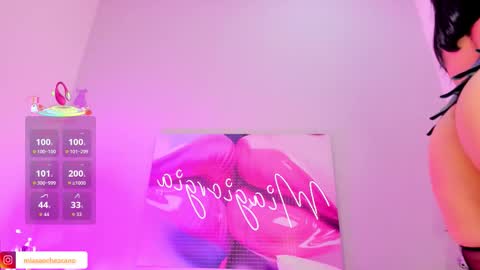 Mia  online show from 02-01-26, 01:53