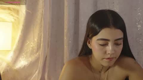 Snapshot of miagomez1 chatting on 06-18-26, 02:34 Mia Gomez online show from 06-18-26, 02:34