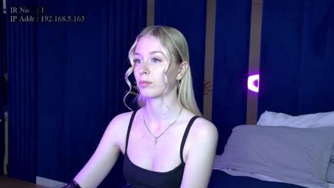 Mia online show from 09-11-25, 05:13