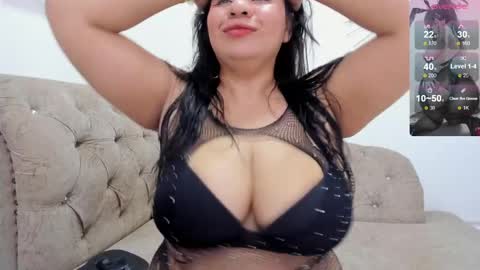 Miah Collins online show from 04-07-26, 06:52