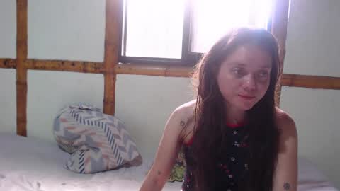Mia  Sam online show from 09-11-25, 04:40