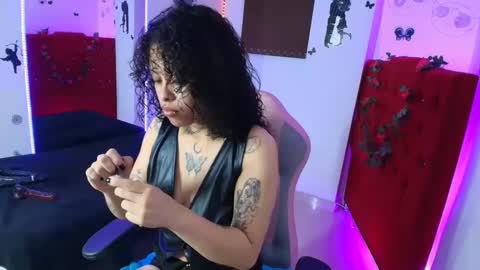 MIA VELEZ online show from 09-20-25, 02:34