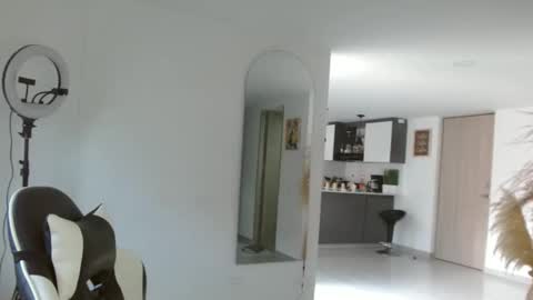 Snapshot of miahott19 chatting on 11-09-25, 06:17 miahott19 online show from 11-09-25, 06:17