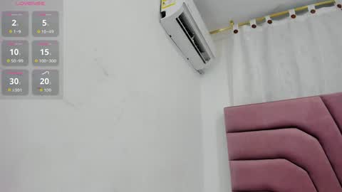 Snapshot of miajhonsonx chatting on 05-02-26, 06:35 miajhonsonx online show from 05-02-26, 06:35