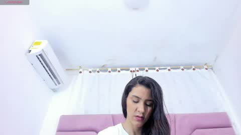 Snapshot of miajhonsonx chatting on 05-07-26, 01:49 miajhonsonx online show from 05-07-26, 01:49