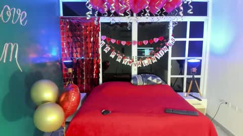 Mia 3 online show from 02-15-26, 02:52