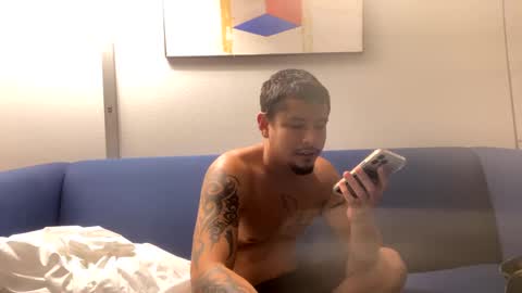 miamiclos1 online show from 02-05-25, 01:54