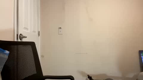 miamiclos1 online show from 09-13-25, 02:22