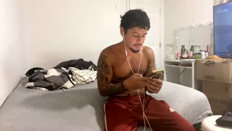 miamiclos1 online show from 10-24-25, 04:53