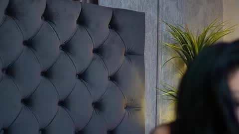  Miami  online show from 11-02-25, 07:05