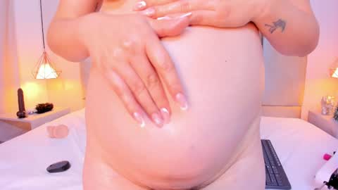 Snapshot of miamiller69 chatting on 01-05-25, 09:48 Mia  online show from 01-05-25, 09:48
