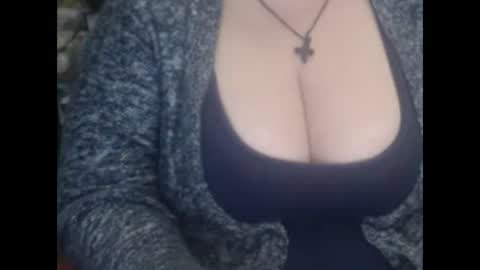 Snapshot of miamimistress chatting on 02-01-25, 04:14 maya online show from 02-01-25, 04:14