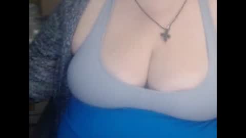 Snapshot of miamimistress chatting on 02-08-25, 03:53 maya online show from 02-08-25, 03:53