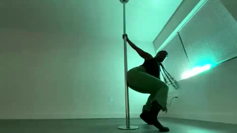 MiamiWorld online show from 09-19-25, 07:54