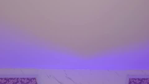 Snapshot of miamontoya chatting on 10-04-25, 01:09 Mia   -5 7001400 Follow  online show from 10-04-25, 01:09