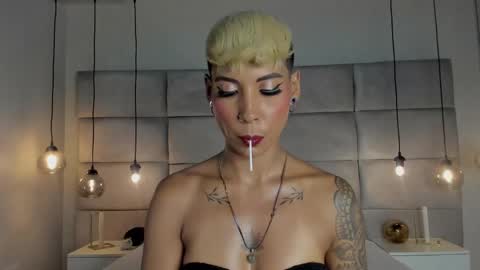 Mia Morgann online show from 01-26-25, 03:03