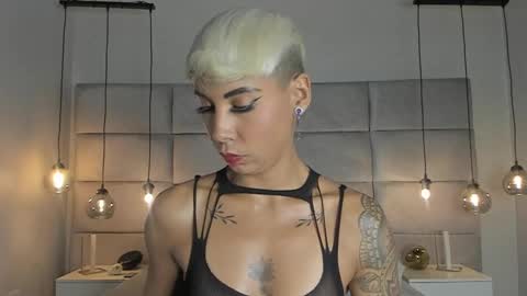 Mia Morgann online show from 02-09-25, 07:19