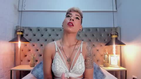 Mia Morgann online show from 03-04-25, 02:10