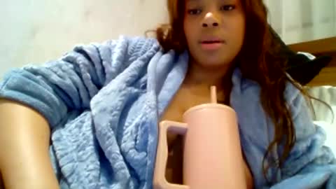 Snapshot of miamuffin8 chatting on 01-15-25, 11:10 MiaMuffn online show from 01-15-25, 11:10