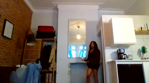 Snapshot of miamuffin8 chatting on 09-19-25, 06:19 MiaMuffn online show from 09-19-25, 06:19