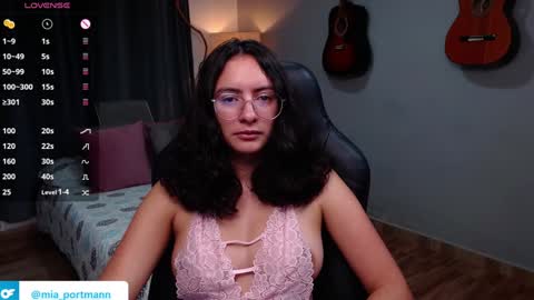 MIAPORTMANN online show from 12-18-24, 09:14