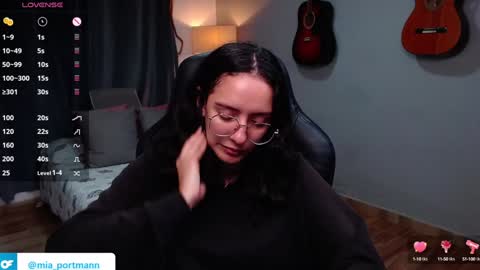 MIAPORTMANN online show from 12-23-24, 12:19