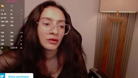 MIAPORTMANN online show from 03-01-26, 07:54