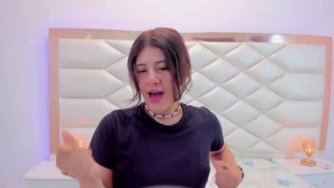 Sweetie Mia online show from 01-17-25, 12:21