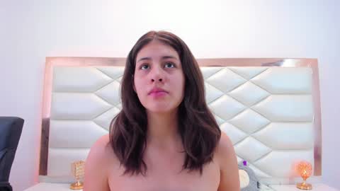 Sweetie Mia online show from 01-28-25, 03:35