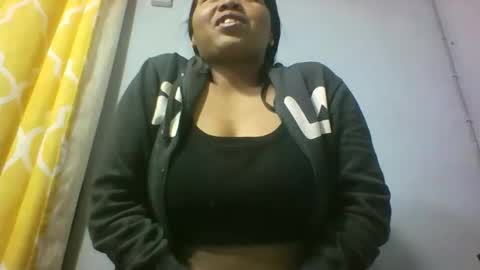 miarii online show from 09-26-25, 05:44