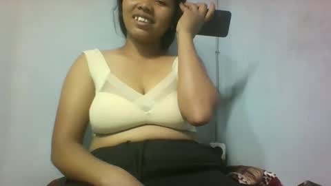 miarii online show from 10-20-25, 05:57