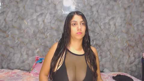 miarouse1531 online show from 12-02-25, 10:49