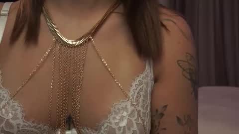 Lilly online show from 10-10-25, 08:57