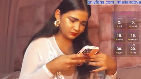 Snapshot of miasandoval_22 chatting on 10-25-25, 08:03 miasaandovaal 22 online show from 10-25-25, 08:03