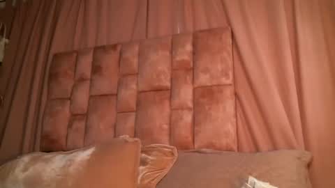 miasaandovaal 22 online show from 12-02-25, 08:15