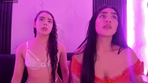 miascott5 online show from 10-24-25, 03:47