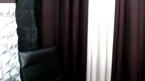 mia online show from 03-04-25, 03:22