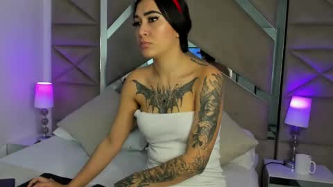 Snapshot of miasr_ chatting on 11-12-25, 03:56 miasr_ online show from 11-12-25, 03:56