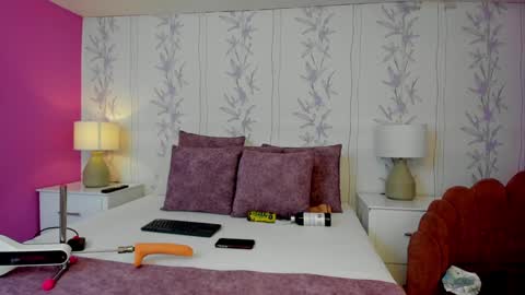 Mia Sweetth online show from 01-17-25, 11:49