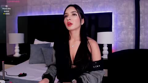 Mia Sweetth online show from 01-28-25, 12:11