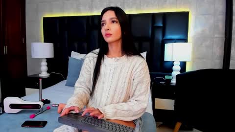 Mia Sweetth online show from 02-24-25, 11:43