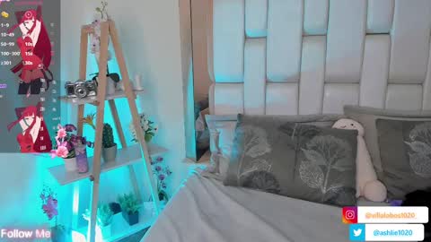 Mia Villalobos online show from 02-24-25, 12:59