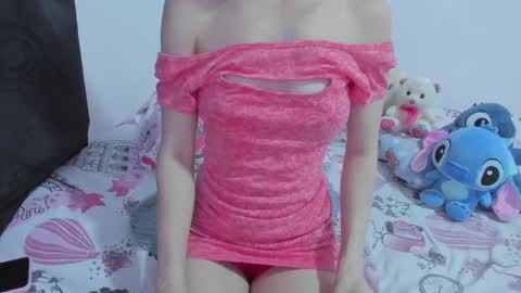 Snapshot of miavolkova_ chatting on 02-04-25, 08:59  Chloe  online show from 02-04-25, 08:59