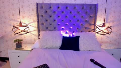 Mia winx  online show from 12-24-24, 02:10