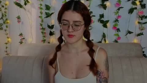 Snapshot of miawinxxx848 chatting on 10-07-25, 08:39 Mia Winx online show from 10-07-25, 08:39
