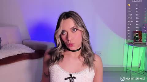         online show from 10-19-25, 10:10