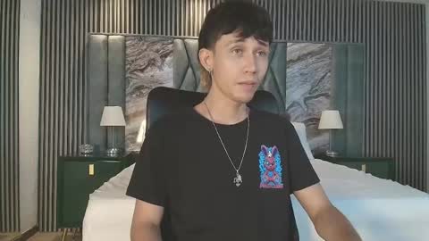 Michael online show from 01-06-26, 12:31