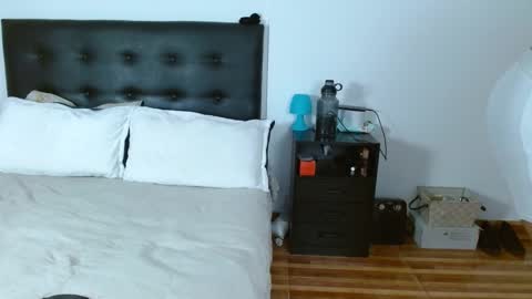 Michael  Iris online show from 10-20-25, 08:15