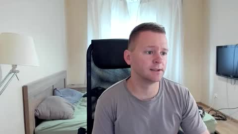 Snapshot of michael_birkin chatting on 09-11-25, 04:23 Michael Birkin online show from 09-11-25, 04:23