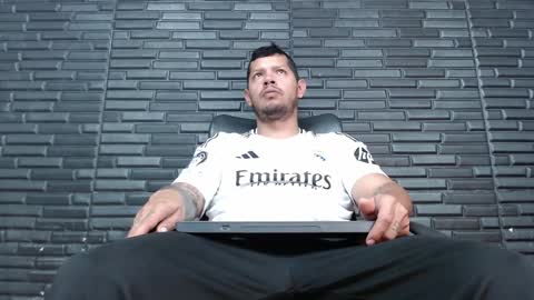Snapshot of michael_daviss1 chatting on 12-09-24, 12:30 Michael Daviss online show from 12-09-24, 12:30